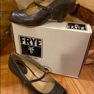 Frye 3” wood wedge, peep toe Mary Jane